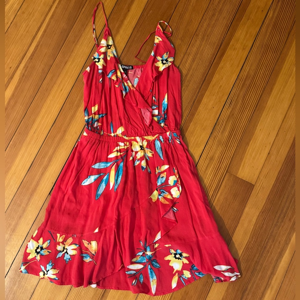 Express Red Floral Mini Dress EUC Size XS